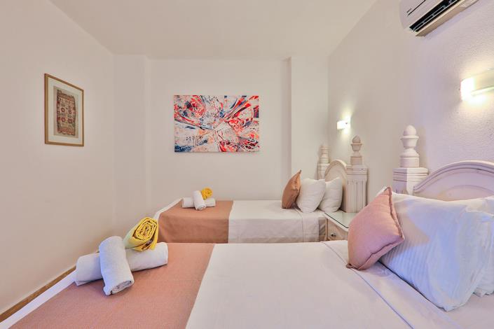 Image No.22-2 Bed Apartment for sale