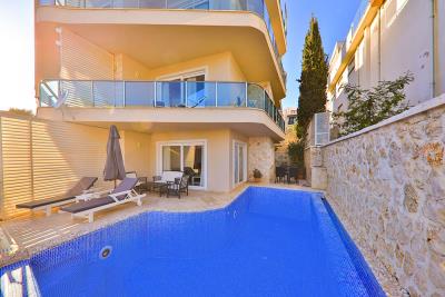 2 Bed Apartment for sale