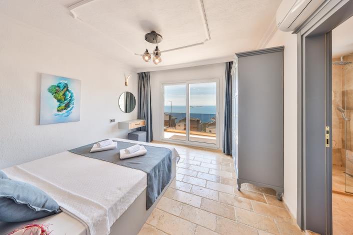 Image No.40-4 Bed Villa / Detached for sale