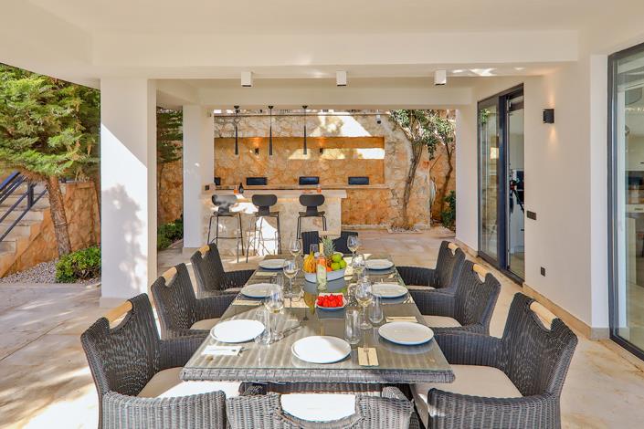 Image No.37-6 Bed Villa / Detached for sale