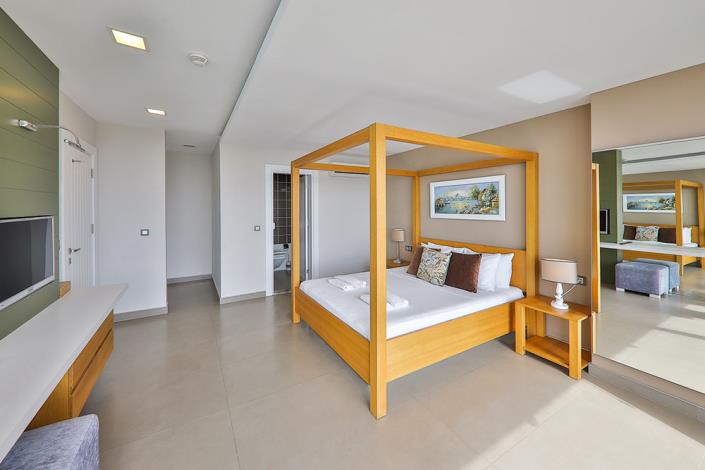 Image No.12-5 Bed Villa / Detached for sale