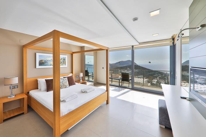 Image No.11-5 Bed Villa / Detached for sale