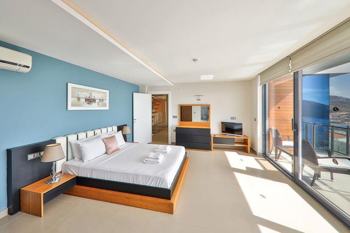 Image No.22-5 Bed Villa / Detached for sale