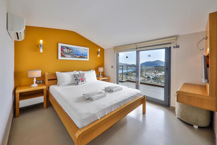 Image No.24-5 Bed Villa / Detached for sale