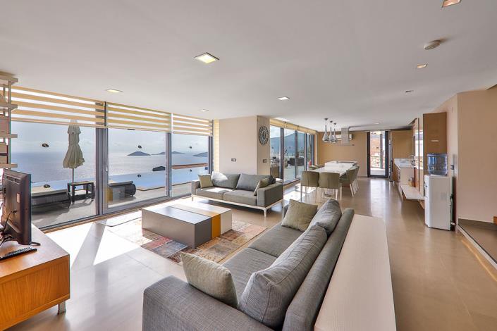 Image No.32-5 Bed Villa / Detached for sale