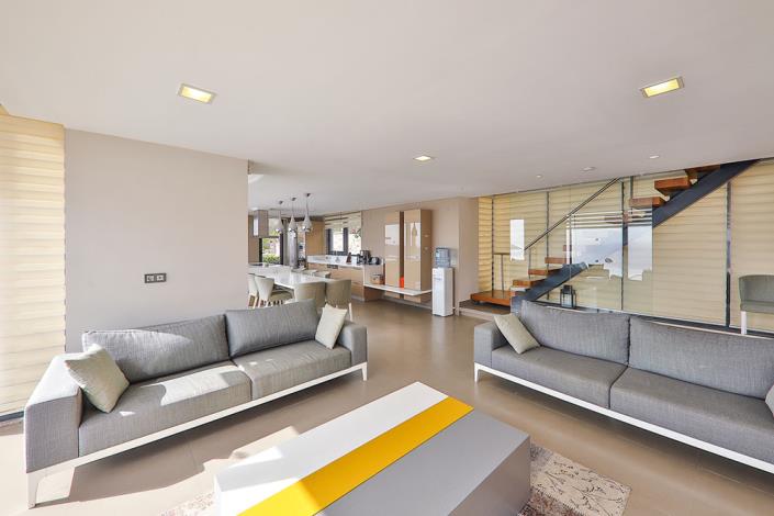 Image No.33-5 Bed Villa / Detached for sale