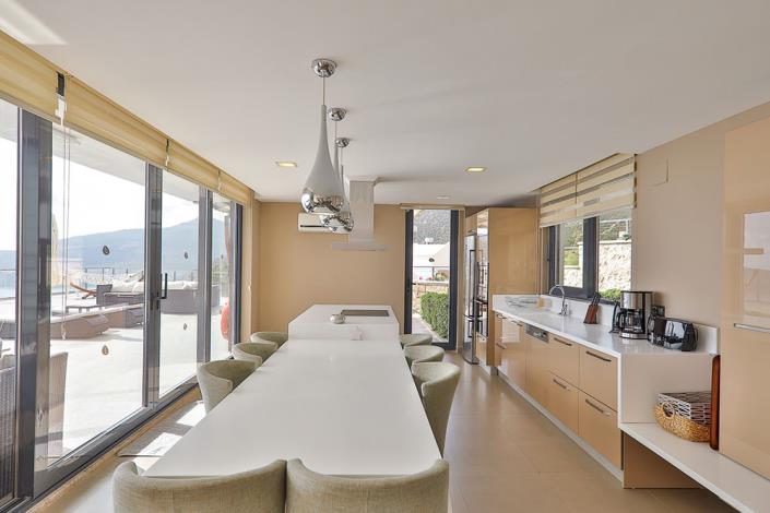 Image No.34-5 Bed Villa / Detached for sale