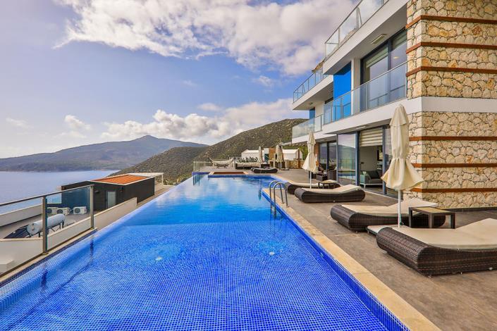 Image No.3-5 Bed Villa / Detached for sale