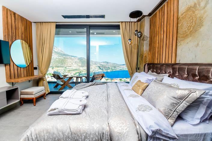 Image No.56-5 Bed Villa / Detached for sale