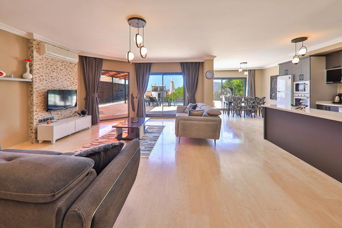 Image No.53-3 Bed Villa / Detached for sale