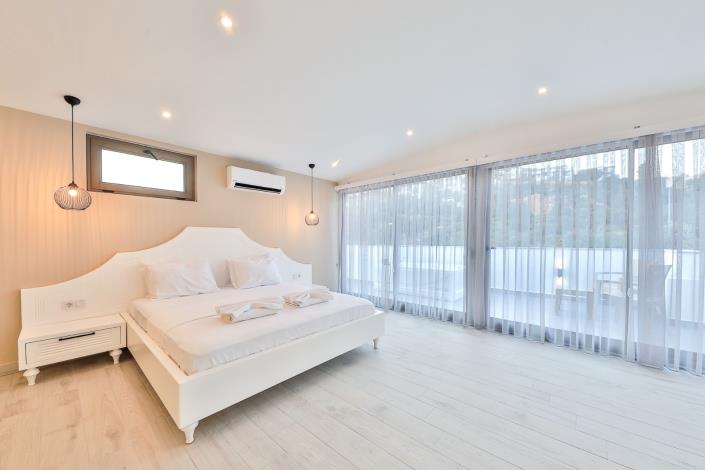 Image No.15-3 Bed Villa for sale