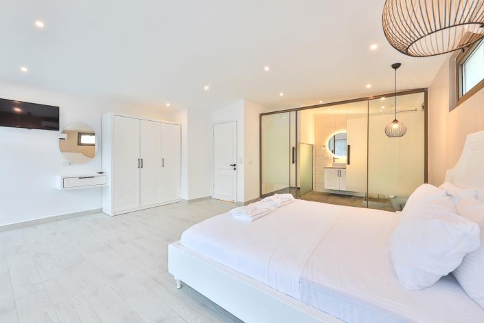 Image No.17-3 Bed Villa for sale