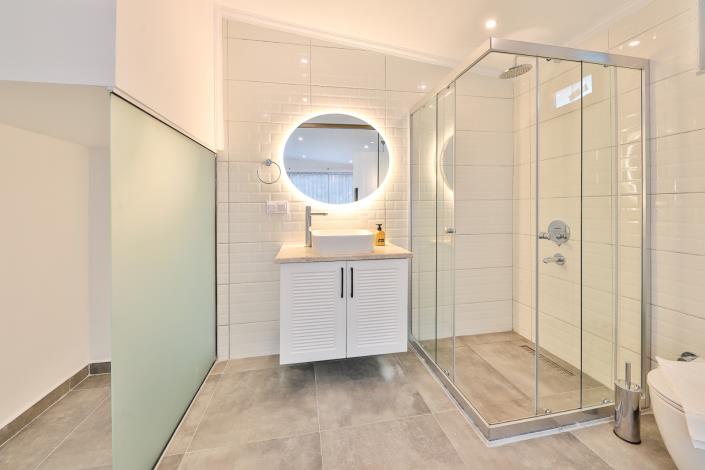 Image No.27-3 Bed Villa for sale