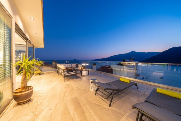 Image No.18-5 Bed Villa / Detached for sale