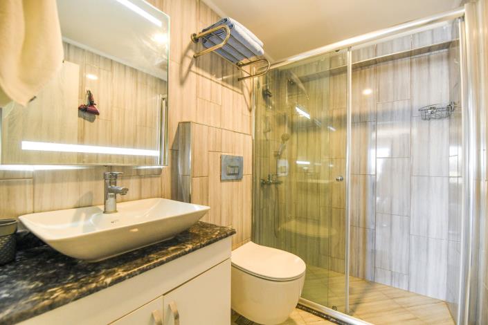 Image No.20-2 Bed Apartment for sale