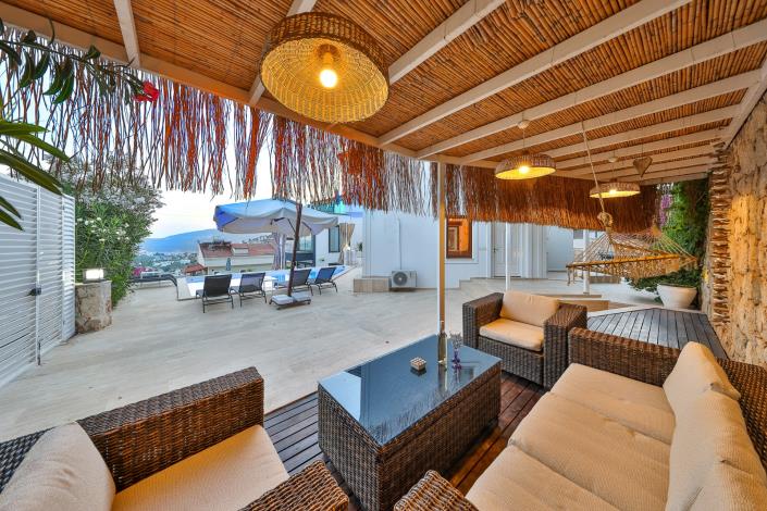 Image No.43-4 Bed Villa / Detached for sale