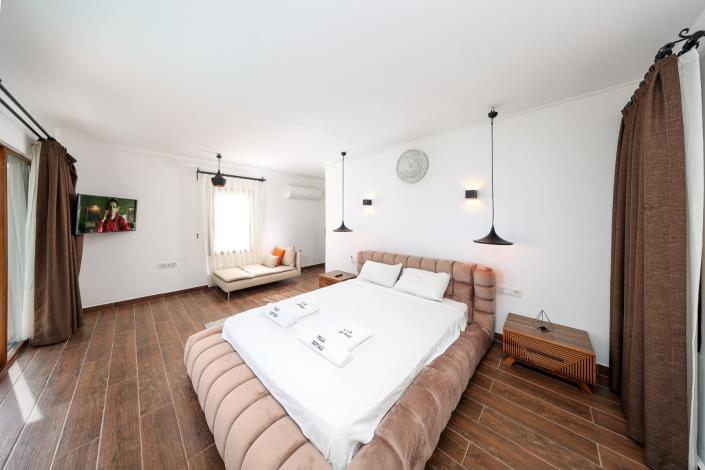 Image No.59-4 Bed Villa / Detached for sale