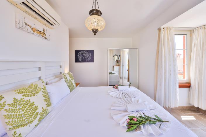 Image No.38-3 Bed Villa / Detached for sale