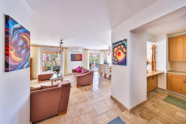 Image No.35-3 Bed Villa / Detached for sale
