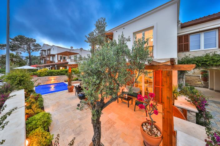 Image No.25-3 Bed Villa / Detached for sale
