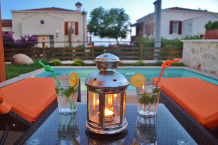 Image No.10-3 Bed Villa / Detached for sale