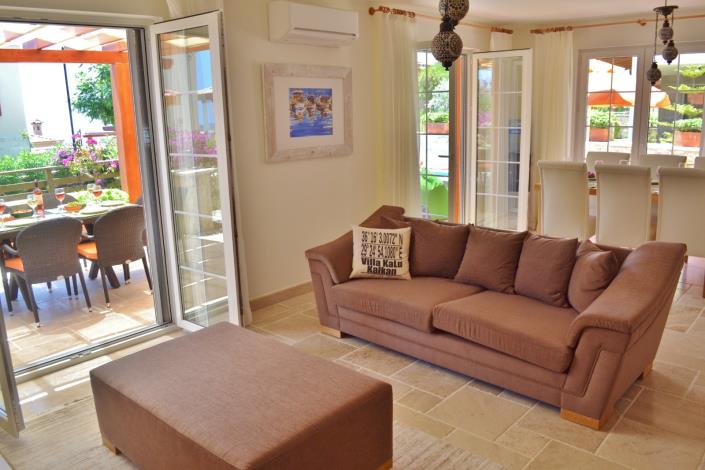 Image No.52-3 Bed Villa / Detached for sale