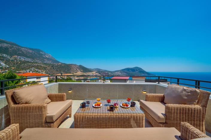 Image No.2-Villa de 4 chambres à vendre à Kalkan