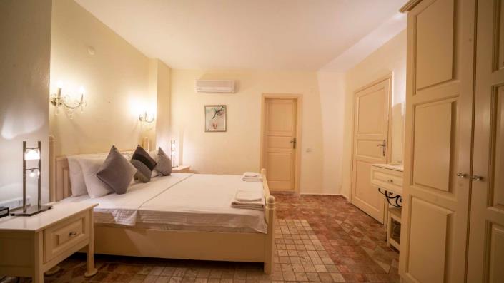 Image No.25-4 Bed Villa for sale