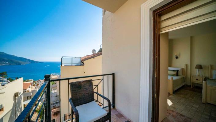 Image No.3-4 Bed Villa for sale