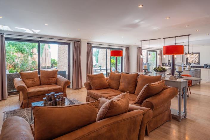 Image No.15-4 Bed Villa for sale