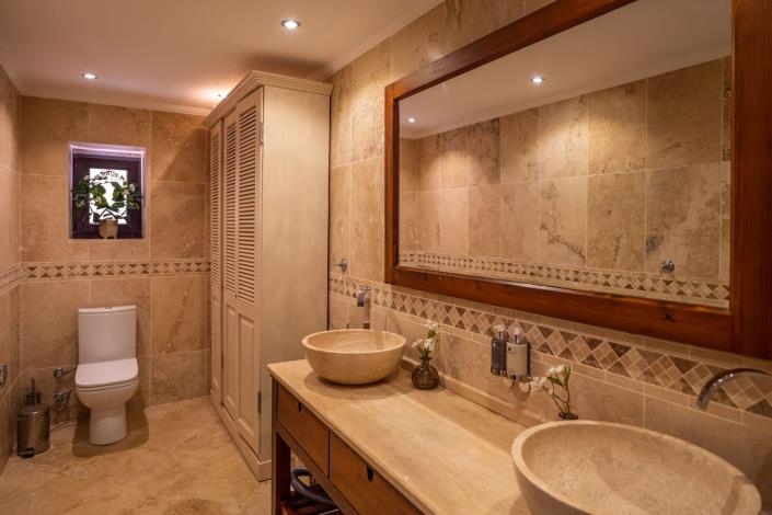 Image No.37-4 Bed Villa for sale