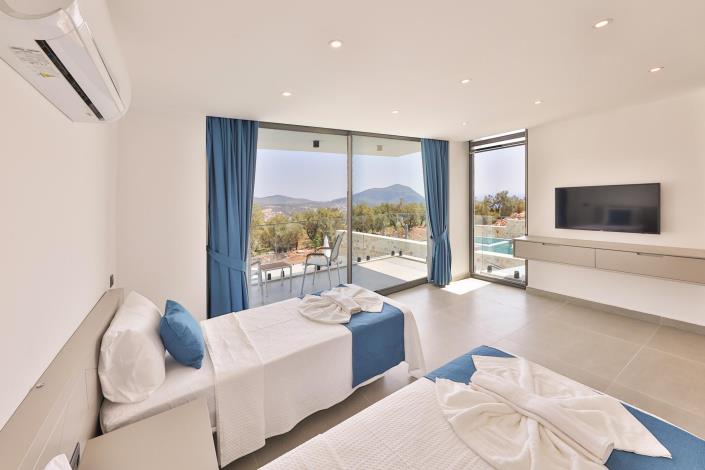 Image No.23-3 Bed Villa for sale