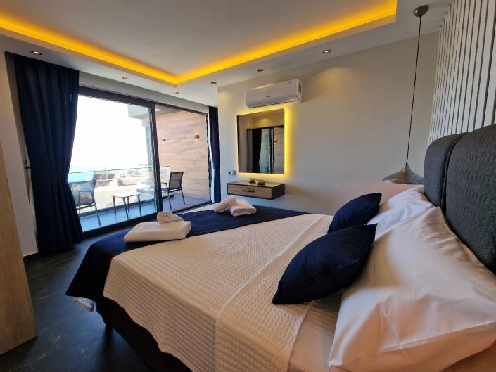 Image No.40-4 Bed Villa for sale