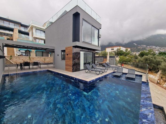 Image No.1-Villa de 4 chambres à vendre à Kalkan