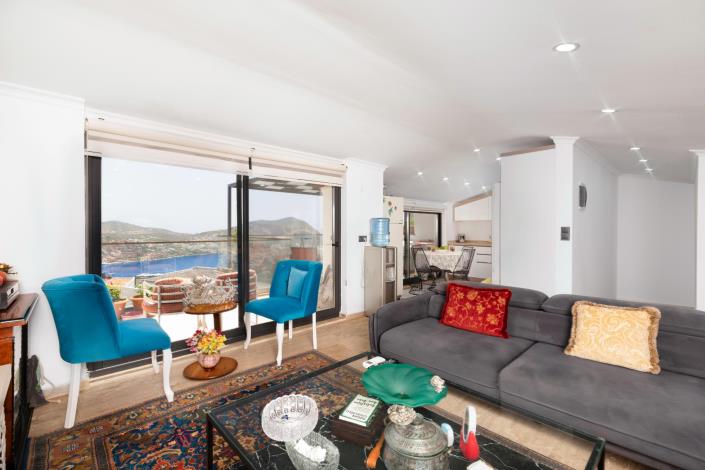 Image No.12-2 Bed Apartment for sale