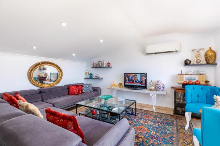 Image No.13-2 Bed Apartment for sale