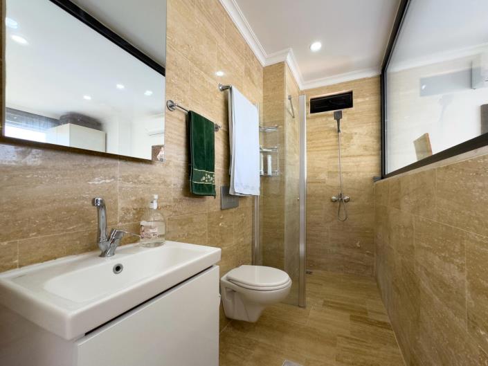 Image No.16-2 Bed Apartment for sale