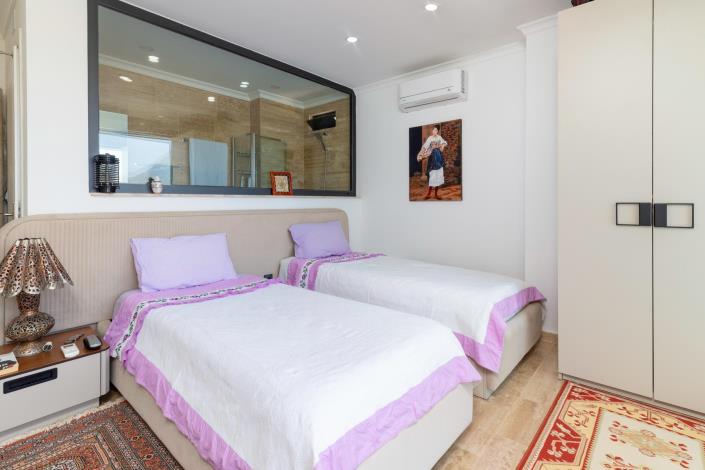 Image No.20-2 Bed Apartment for sale