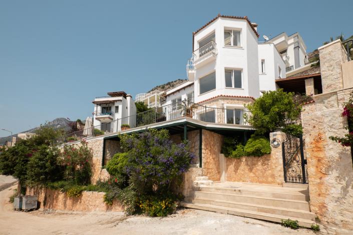 Image No.10-4 Bed Villa for sale