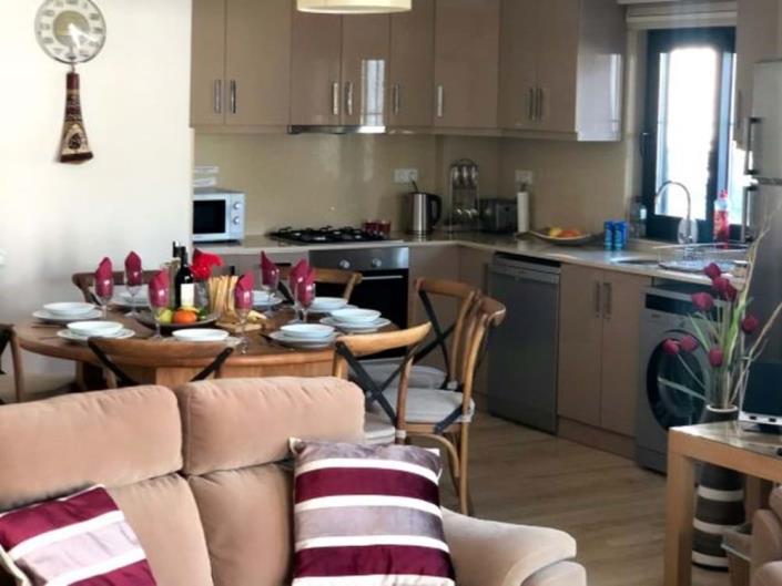 Image No.6-4 Bed Villa / Detached for sale