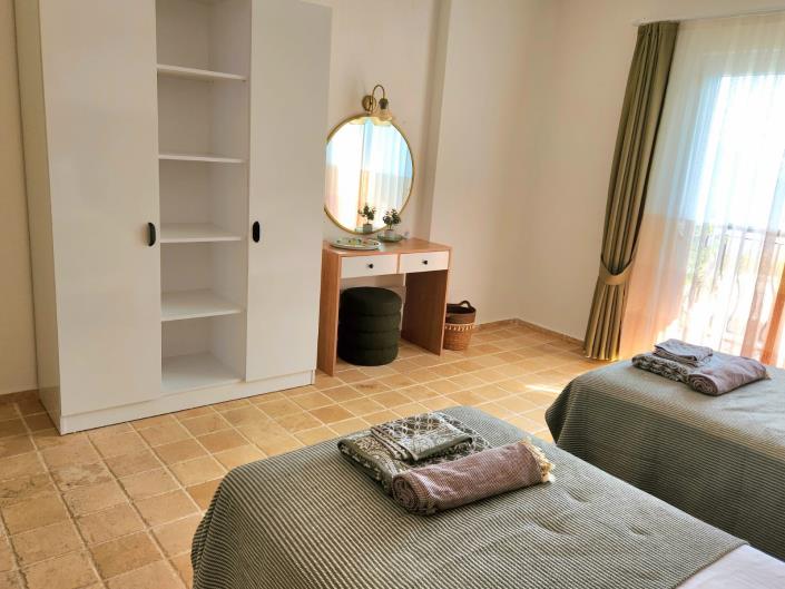 Image No.17-3 Bed Villa / Detached for sale