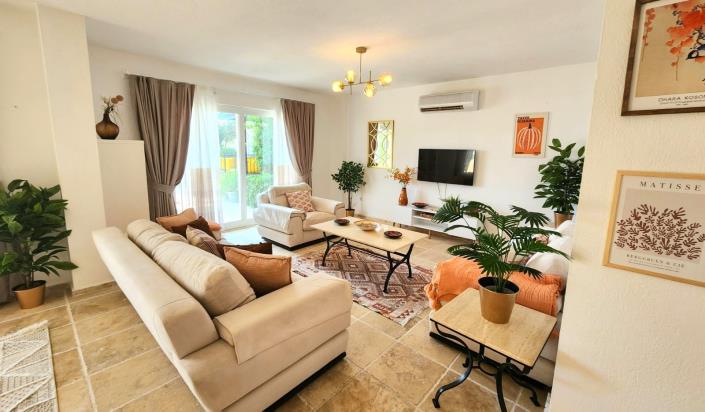 Image No.26-3 Bed Villa / Detached for sale