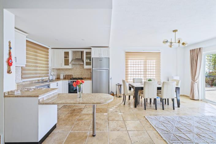 Image No.34-3 Bed Villa / Detached for sale