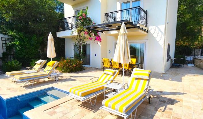 Image No.4-3 Bed Villa / Detached for sale