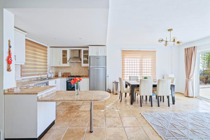 Image No.12-3 Bed Villa / Detached for sale