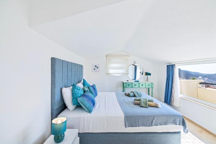 Image No.16-3 Bed Villa / Detached for sale