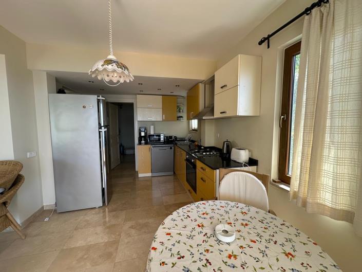 Image No.14-5 Bed Villa / Detached for sale