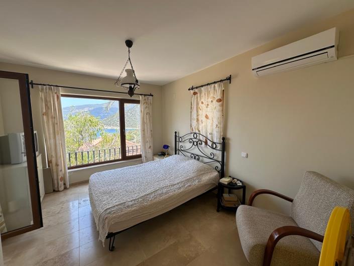 Image No.23-5 Bed Villa / Detached for sale