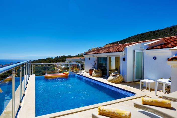 Image No.1-Appartement de 3 chambres à vendre à Kalkan
