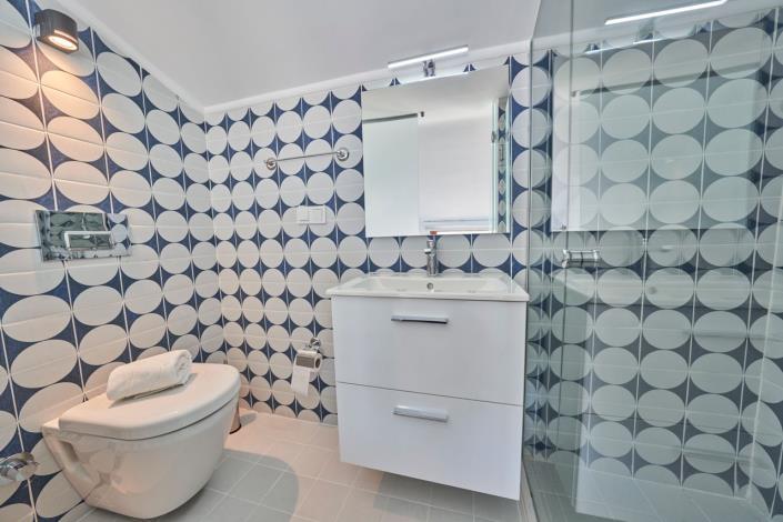 Image No.28-2 Bed Villa / Detached for sale